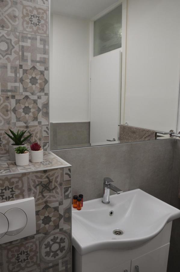 Cozy Apartment Σπλιτ Εξωτερικό φωτογραφία